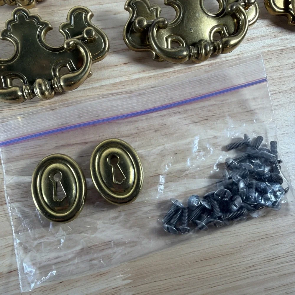 Lot of 12 Vintage 1985 Ilco UNICAN, INC. Canada Brass Drawer Pull 3.5